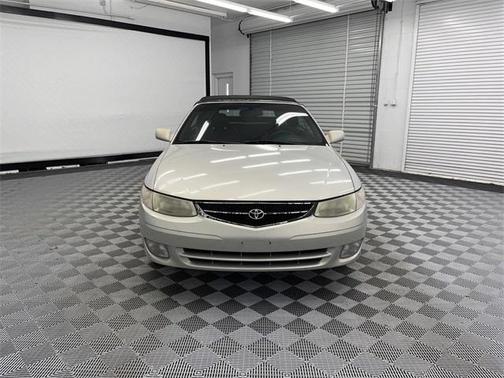 Photo 2 of 21 of 2001 Toyota Camry Solara SE V6