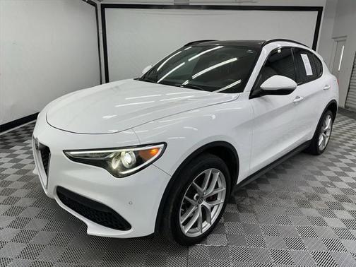 2018 Alfa Romeo Stelvio Ti Sport