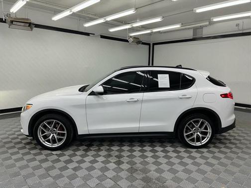 2018 Alfa Romeo Stelvio Ti Sport