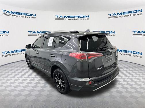Magnetic Gray Metallic 2016 Toyota RAV4 SE