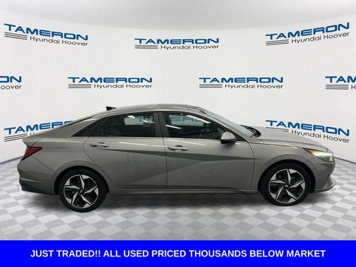 Fluid Metal 2023 Hyundai ELANTRA HEV Limited