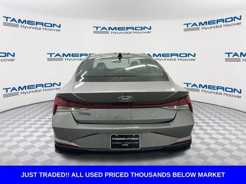 Fluid Metal 2023 Hyundai ELANTRA HEV Limited