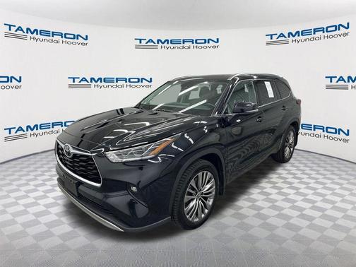 Midnight Black Metallic 2020 Toyota Highlander Platinum