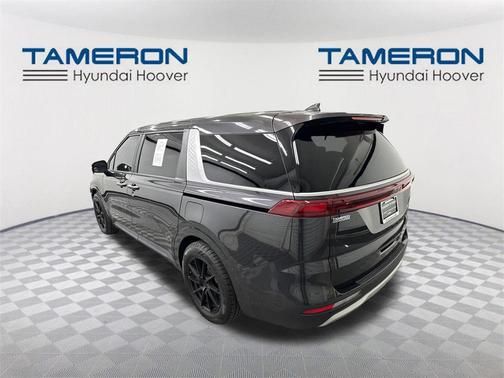 2022 Kia Carnival LXS