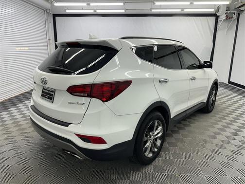 2017 Hyundai Santa Fe Sport 2.0L Turbo