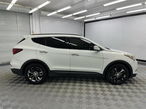 2017 Hyundai Santa Fe Sport 2.0L Turbo