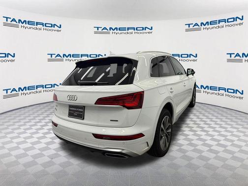 Arkona White 2024 Audi Q5 45 S line Premium Plus