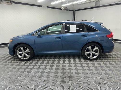 2012 Toyota Venza LE