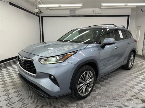 2020 Toyota Highlander Platinum