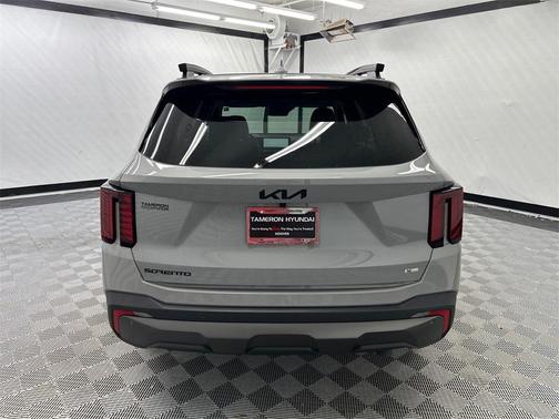2025 Kia Sorento SX