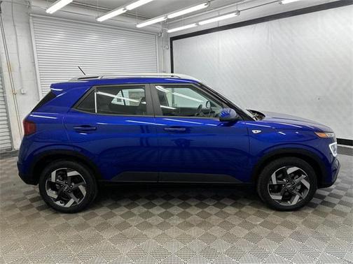 2025 Hyundai VENUE Limited