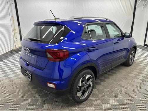 2025 Hyundai VENUE Limited