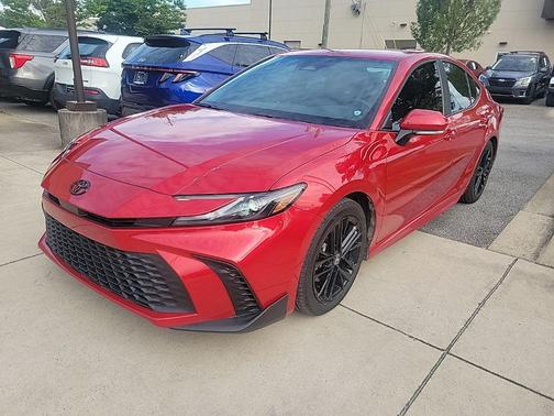 Supersonic Red 2025 Toyota Camry SE