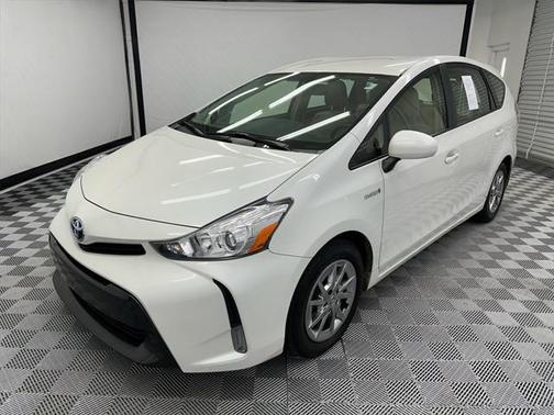 2015 Toyota Prius v Four