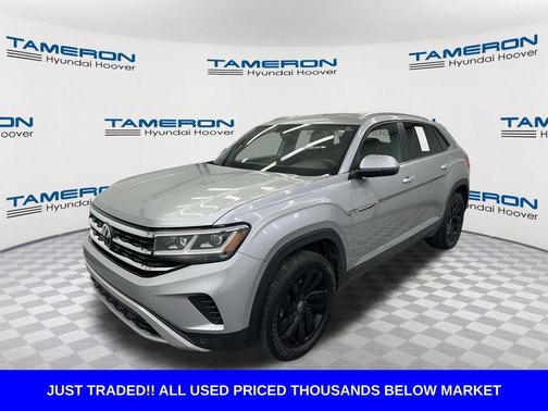 Pyrite Silver Metallic 2023 Volkswagen Atlas Cross Sport 3.6L V6 SE w/Technology