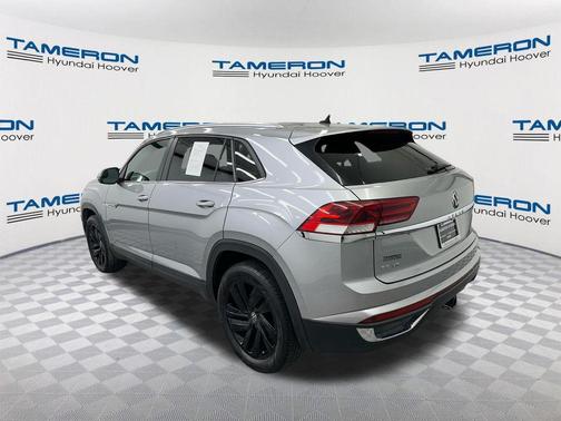 Pyrite Silver Metallic 2023 Volkswagen Atlas Cross Sport 3.6L V6 SE w/Technology