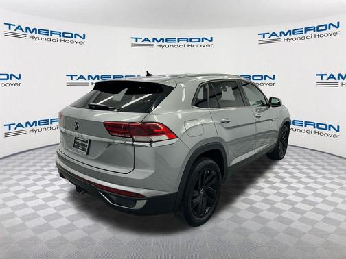 Pyrite Silver Metallic 2023 Volkswagen Atlas Cross Sport 3.6L V6 SE w/Technology