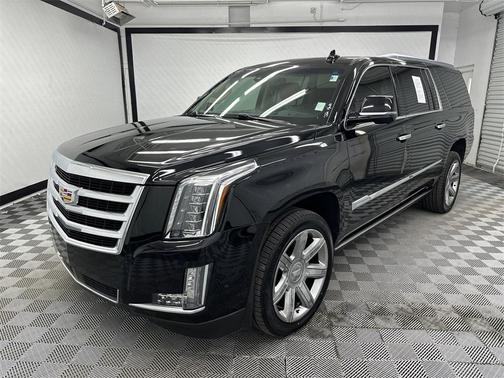 2018 Cadillac Escalade ESV Premium Luxury