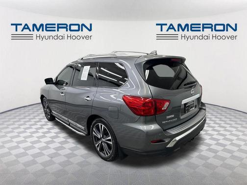 2020 Nissan Pathfinder Platinum 2WD