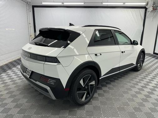 2025 Hyundai IONIQ 5 SEL