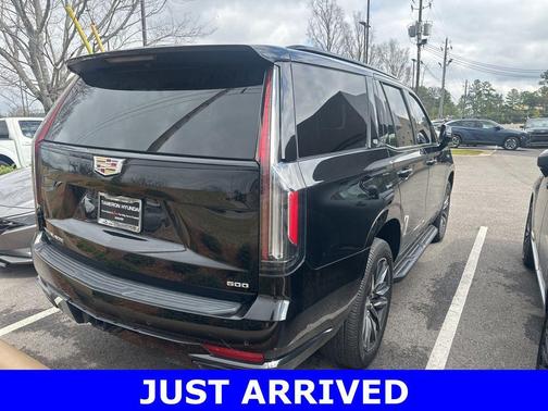 2023 Cadillac Escalade Sport