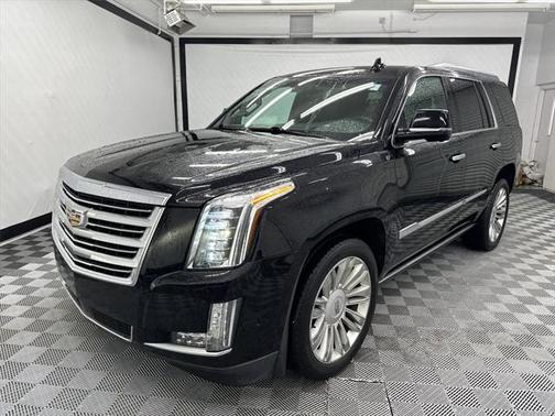 2017 Cadillac Escalade Platinum