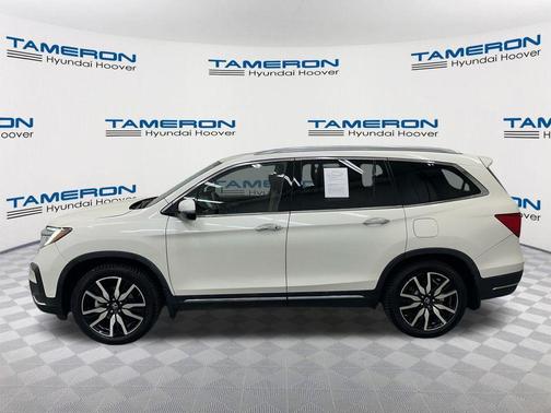 White Diamond Pearl 2019 Honda Pilot Elite