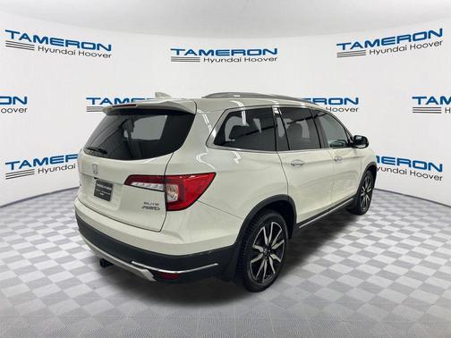 White Diamond Pearl 2019 Honda Pilot Elite