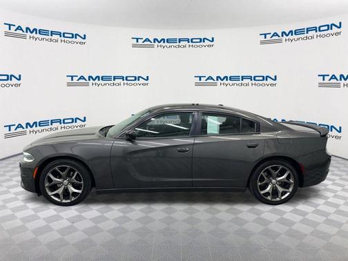 Granite Pearlcoat 2016 Dodge Charger SE