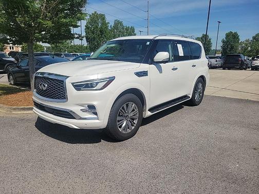 Moonstone White 2023 INFINITI QX80 Luxe
