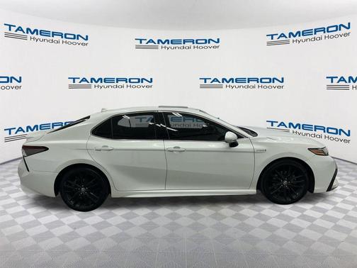 Wind Chill Pearl 2021 Toyota Camry XSE