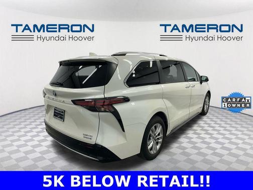 2021 Toyota Sienna Limited 7-Passenger
