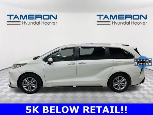 2021 Toyota Sienna Limited 7-Passenger