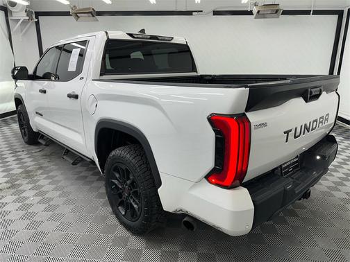 2022 Toyota Tundra SR5