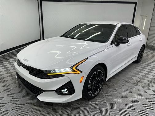 2022 Kia K5 GT-Line