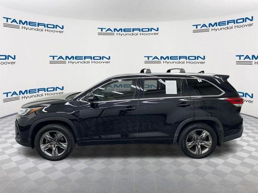 Midnight Black Metallic 2018 Toyota Highlander Limited Platinum