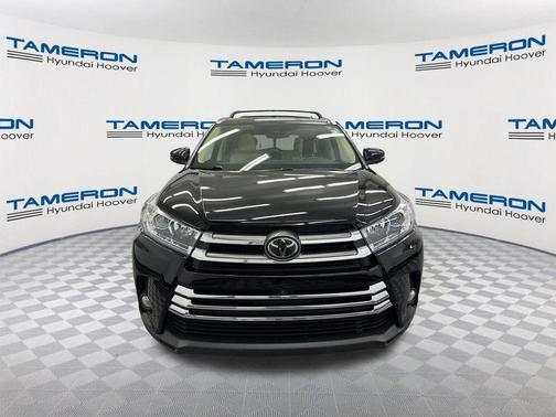 Midnight Black Metallic 2018 Toyota Highlander Limited Platinum