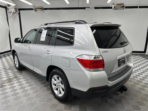 2012 Toyota Highlander SE
