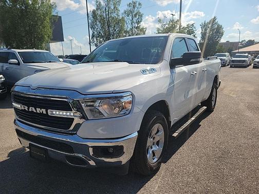 Bright White Clearcoat 2020 RAM 1500 Big Horn/Lone Star