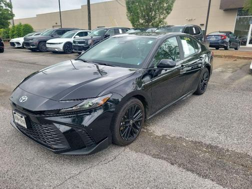 Midnight Black Metallic 2025 Toyota Camry SE