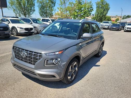 Ecotronic Gray 2026 Hyundai VENUE SEL