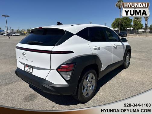 2025 Hyundai KONA SE