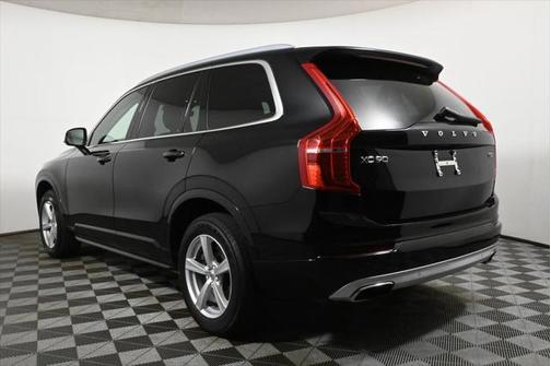 2020 Volvo XC90 T5 Momentum