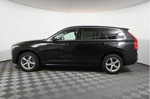 2020 Volvo XC90 T5 Momentum