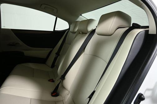 2023 Lexus ES 350 Base