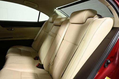 2017 Lexus ES 350 Base