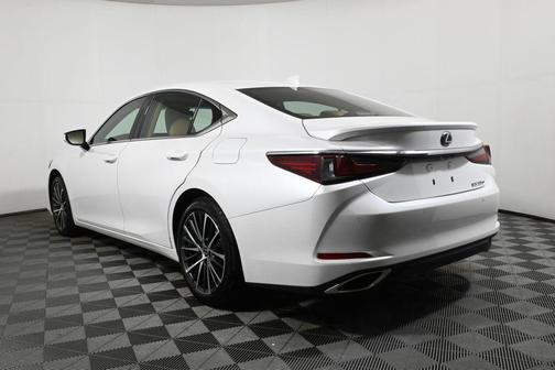 2025 Lexus ES 350 Base
