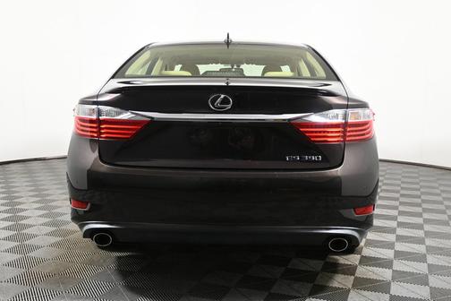 2015 Lexus ES 350 Crafted Line