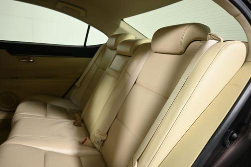 2015 Lexus ES 350 Crafted Line