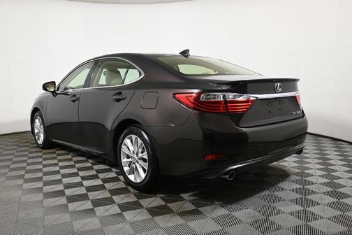 2015 Lexus ES 350 Crafted Line